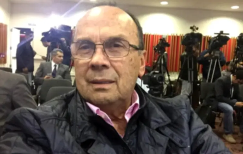 Polémica arbitral en Colombia: Hernán Peláez critica duramente decisión en Junior vs Cali