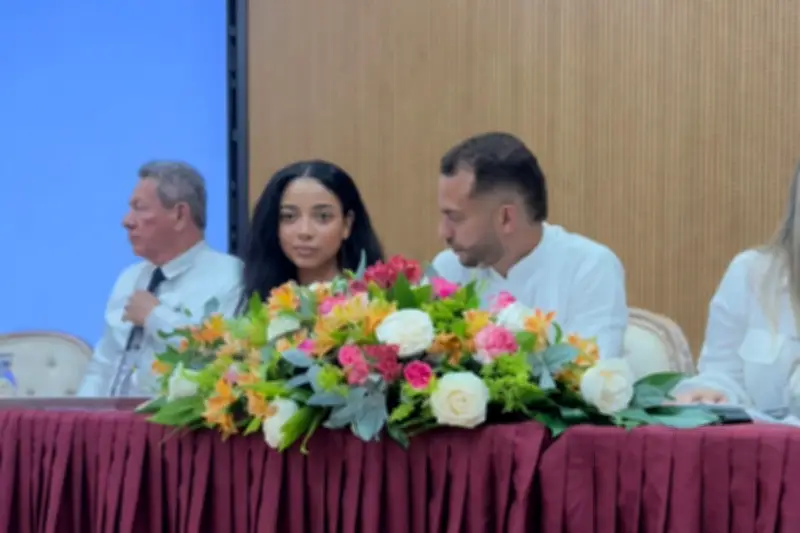 Polémica por 'Doctora Juliana Guerrero': designación de Petro en la UPC genera críticas