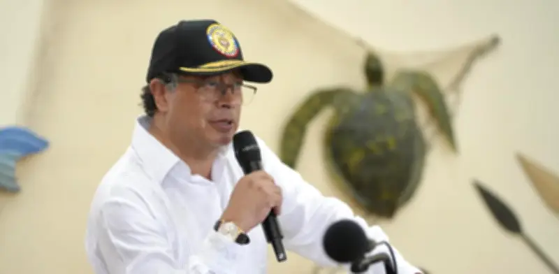 Presidente Gustavo Petro es abucheado durante discurso en Macrorrueda de las Américas 2026