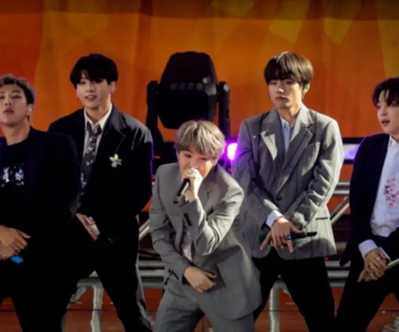 Preventa de BTS en Colombia inicia con medidas de seguridad reforzadas y fila virtual