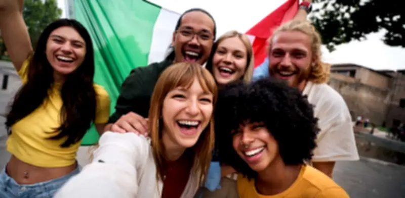 Programas de voluntariado en Italia ofrecen vivienda y alimentación gratis por trabajo