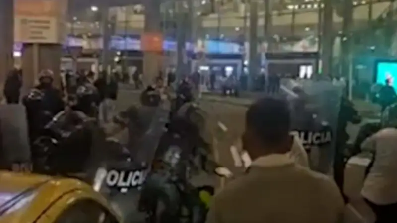 Protesta de taxistas paraliza El Dorado: 30.000 afectados y enfrentamientos con UNDMO