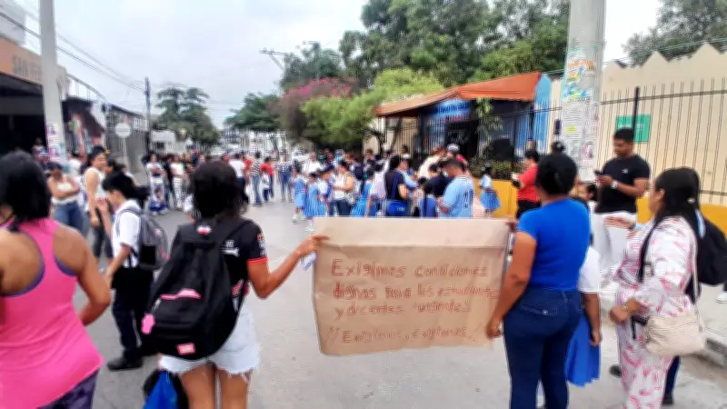 Protesta en Cartagena por fallas eléctricas que afectan a más de 500 estudiantes