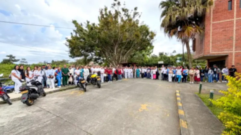 Protestas en Hospital Centenario de Sevilla por incumplimiento de pagos de EPS