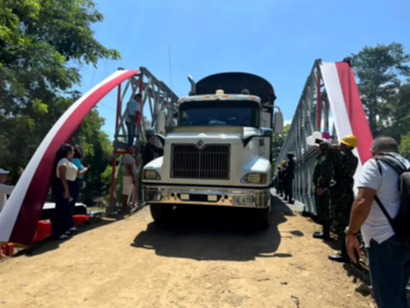 Puente semipermanente restablece conectividad entre Magdalena y La Guajira tras dos meses de aislamiento