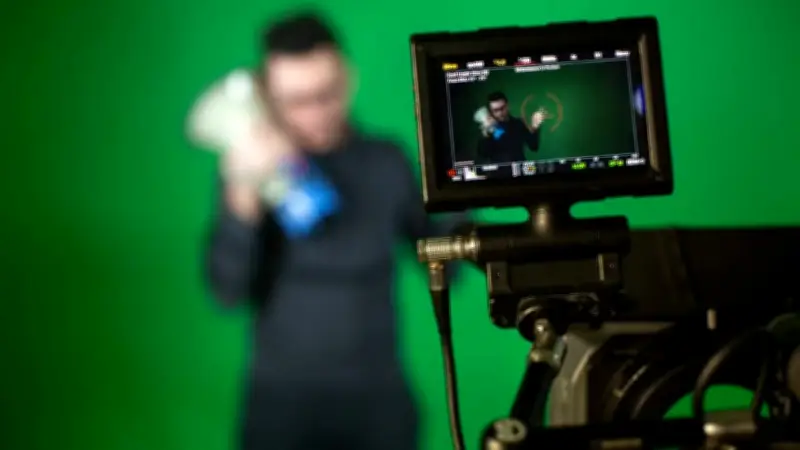 RCN y Uniandes lanzan microcredencial para formar showrunners en Colombia