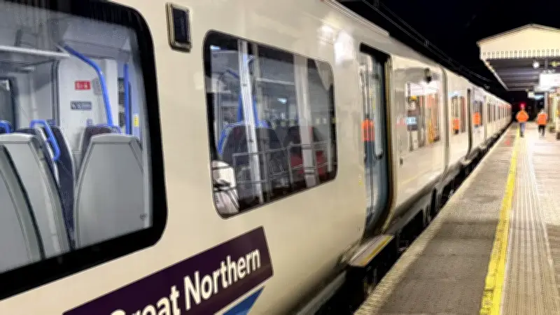 Reino Unido prueba navegación cuántica en trenes para reemplazar el GPS en ferrocarriles