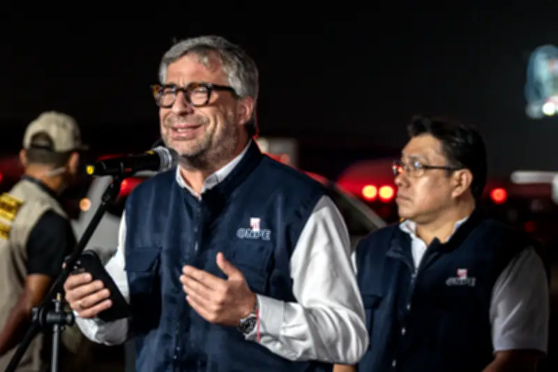 Renuncia jefe electoral de Perú tras fallas en comicios que dejaron sin votar a 50.000 personas