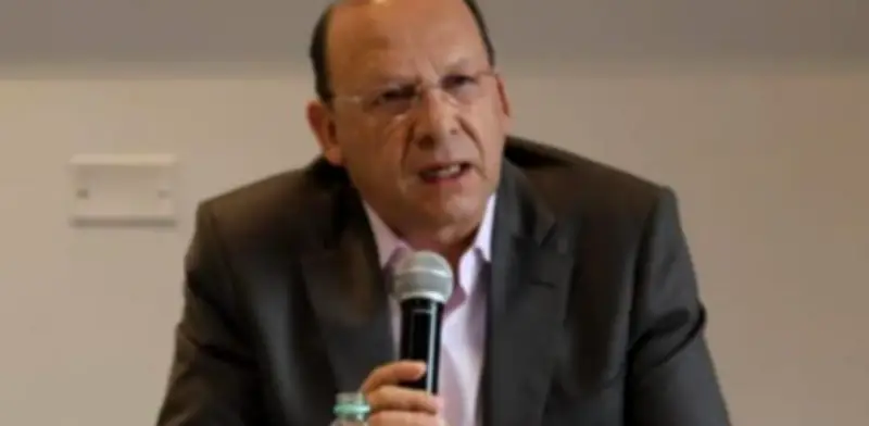 Retiro del ministro de Hacienda de la Junta del Banco de la República sería inconstitucional