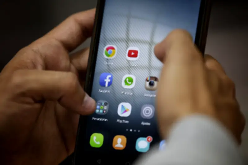 Reto viral: jóvenes en EE. UU. viven sin smartphones por 30 días