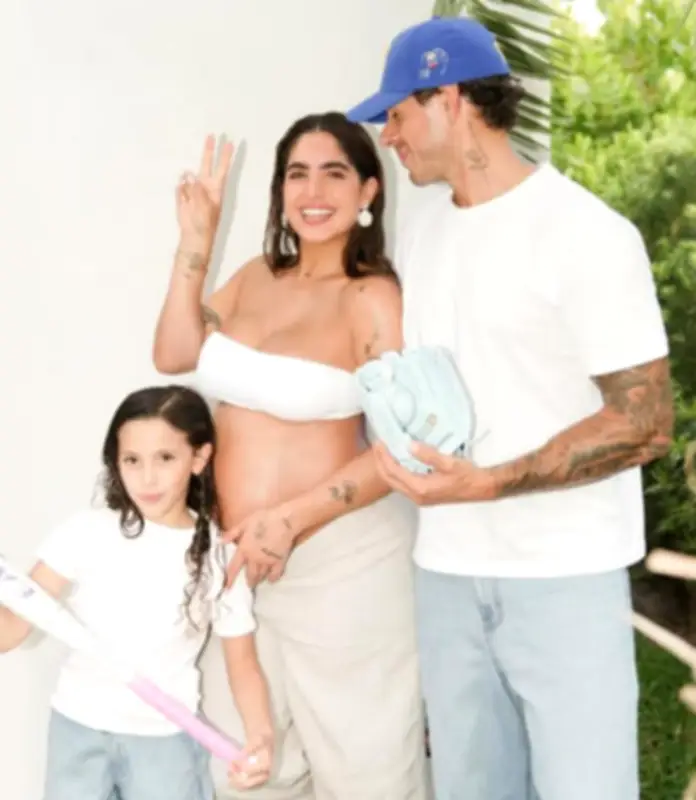 Revelación de género se vuelve viral por accidente de vestuario de influencer venezolana