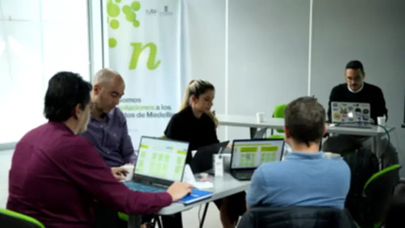 Ruta N lanza convocatoria Medellín Venture Client para conectar startups con grandes empresas