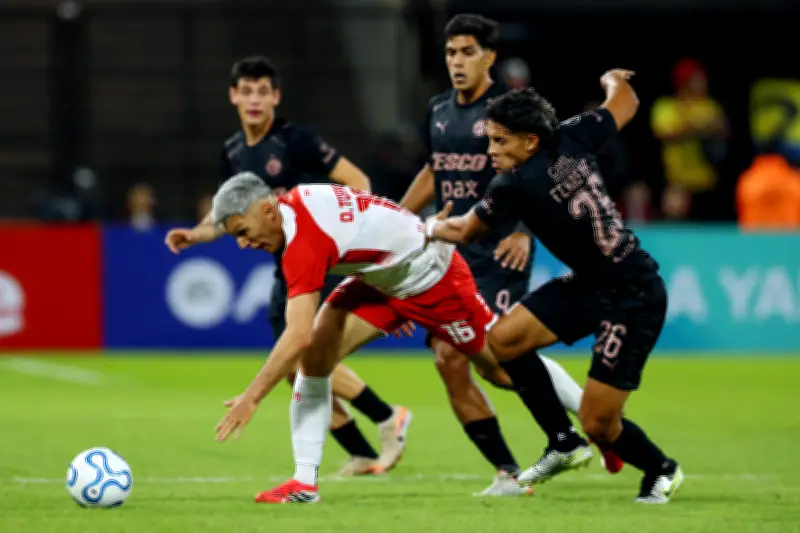 Santa Fe cae ante Platense y complica su futuro en la Libertadores