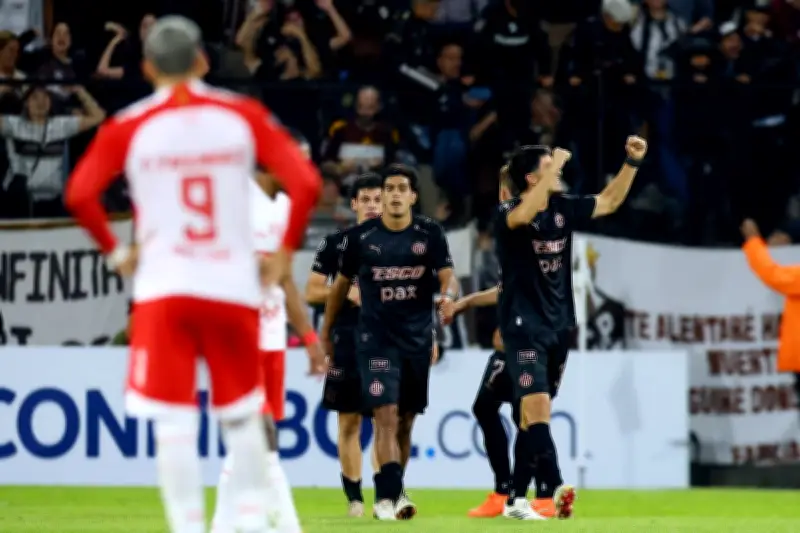 Santa Fe cae ante Platense y se hunde en Copa Libertadores