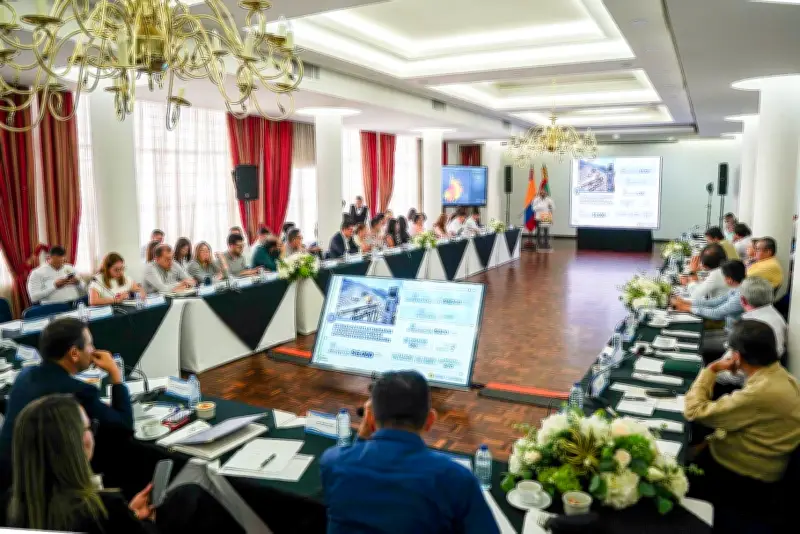 Santander prioriza obras en Transversal del Carare y corredor del Socorro para competitividad