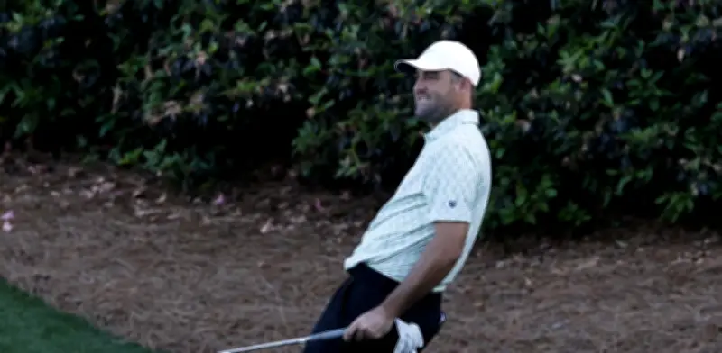 Scheffler reacciona con fuerza en Augusta, pero McIlroy mantiene liderato en Masters