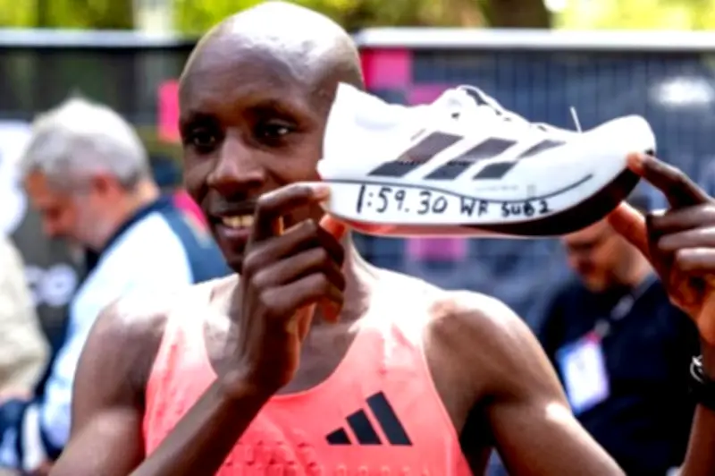 Sebastian Sawe rompe la barrera de las dos horas en Maratón de Londres