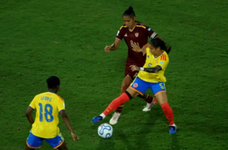 Selección Colombia Femenina remonta en Cali y se acerca al Mundial tras vencer a Venezuela