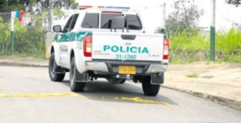 Sicarios en motocicleta asesinan a conductor de camión en parqueadero de Bucaramanga