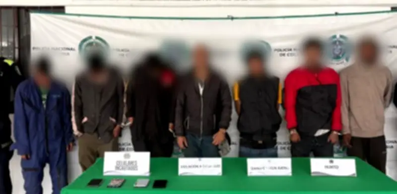 Siete falsos habitantes de calle capturados tras intentar robar droguería en Barrios Unidos, Bogotá