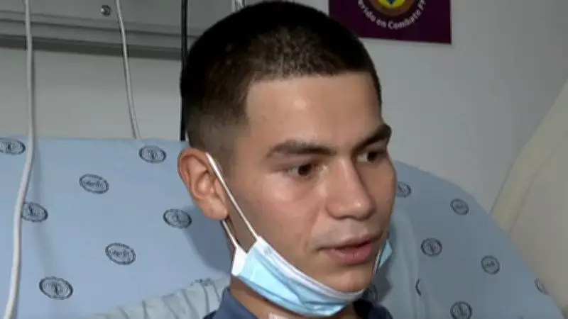 Soldado pierde ambas piernas por mina en Antioquia y se erige como símbolo de resiliencia nacional