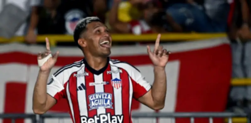 Teófilo Gutiérrez y Emanuel Olivera brillan en el once ideal de la Copa Libertadores