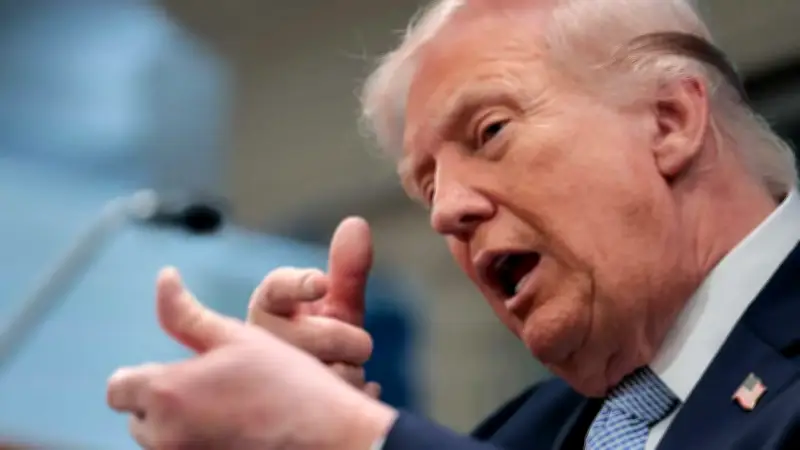 Tiroteo en Washington D.C. obliga a evacuar a Trump y su gabinete