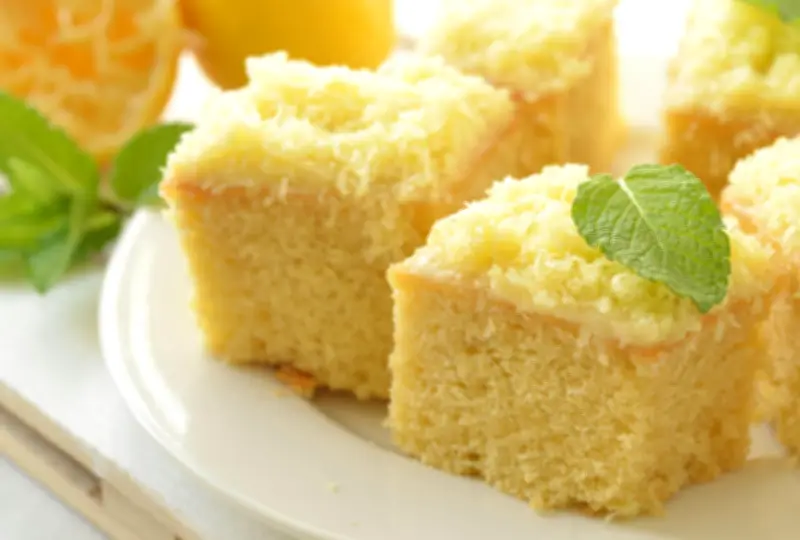 Torta de limón con amapola: receta jugosa y glaseada