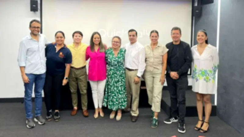 UNAB lanza primer video podcast en inglés QuickTalk en su canal digital