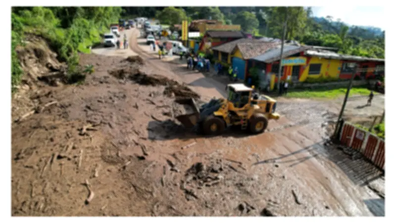 Vía Mosquera-La Mesa reabriría un carril este martes tras derrumbe