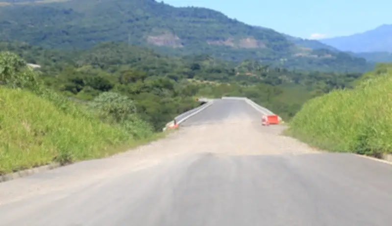 Variante de San Gil: Nuevo freno a proyecto vial tras cancelación de licitación de $66.495 millones