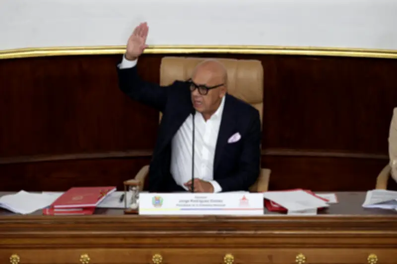 Venezuela designa a Larry Devoe como fiscal general y Eglée González como defensora del pueblo