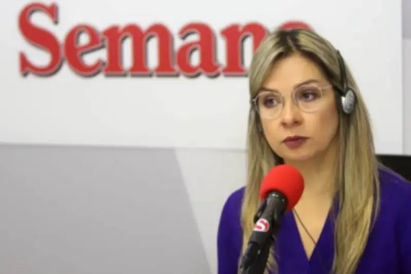 Vicky Dávila regresa a Semana tras fallida incursión política: revelan emotivo mensaje en WhatsApp