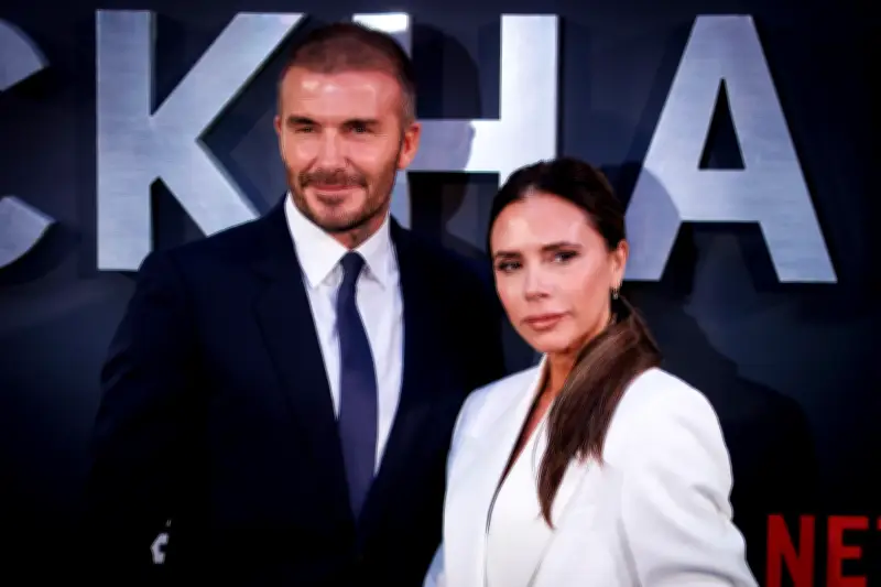 Victoria Beckham rompe el silencio sobre rumores de distanciamiento familiar con Brooklyn