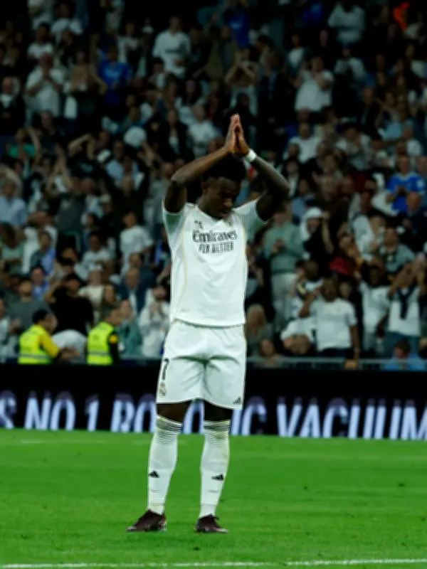 Vinícius Júnior silbado y luego disculpado tras gol clave del Real Madrid en LaLiga