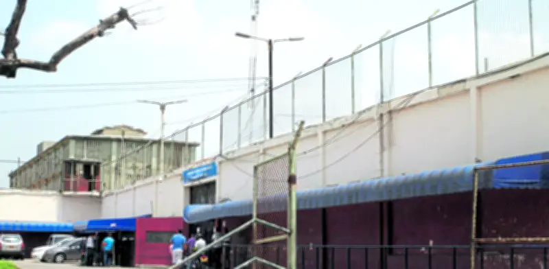 Violento asesinato en penitenciaría El Bosque de Barranquilla: recluso muerto a martillazos y puñaladas