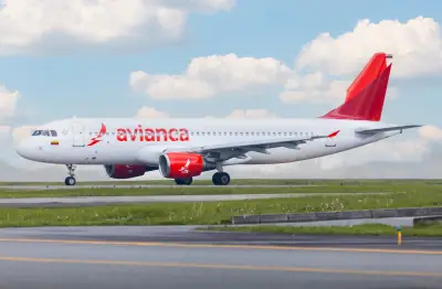 Avianca demanda a pasajera que agredió a empleada en aeropuerto colombiano