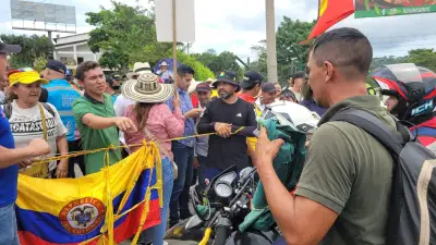 Bloqueo en Lebrija genera crisis económica en Santander: Gremios exigen diálogo urgente