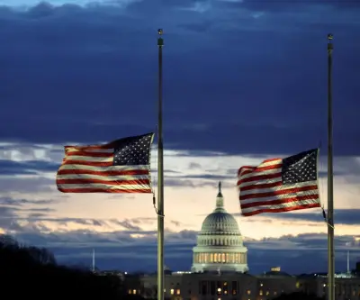 Congresistas demócratas de EE.UU. visitan Cuba y exigen a Trump moderar su retórica bélica