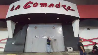 DIAN sella tradicional viejoteca La Comadre en Cali por irregularidades tributarias