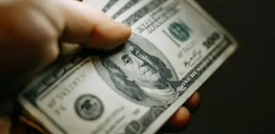 Dólar en Colombia con sesgo alcista: busca superar nivel de $3.630 en jornada de alta volatilidad