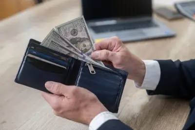 Dólar en Colombia registra caída significativa: expertos analizan tendencia y factores clave