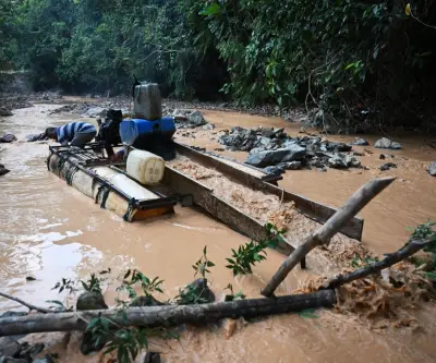 Ecuador: ofensiva contra minería ilegal causa pérdidas de US$2.000 millones a mafias
