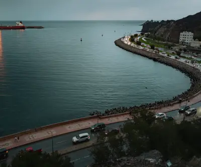 EE.UU. busca piloto derribado mientras Irán intensifica ataques en el Golfo Pérsico