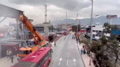 Enfrentamientos violentos entre trabajadores del Metro de Bogotá y la Fuerza Pública