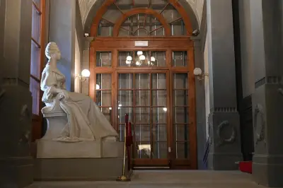 Galería Uffizi de Florencia niega robo de datos tras ciberataque y aclara traslado de joyas