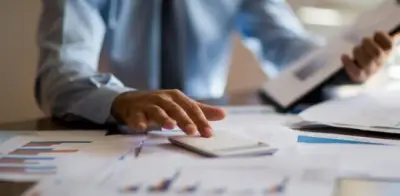 Guía de inversión 2026: Sectores clave para invertir en Colombia en el segundo trimestre