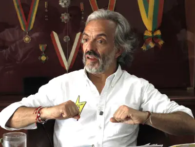 Juan Daniel Oviedo expone propuestas como fórmula vicepresidencial de Paloma Valencia en Cartagena