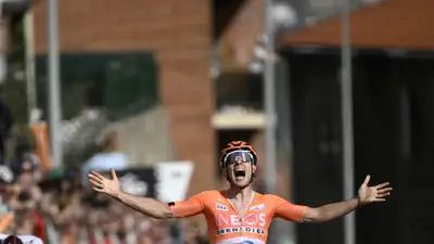 Laurence se impone en la tercera etapa de la Vuelta al País Vasco, Seixas sigue líder