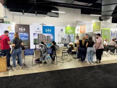 Último día de la Feria Inmobiliaria Vanguardia en Neomundo